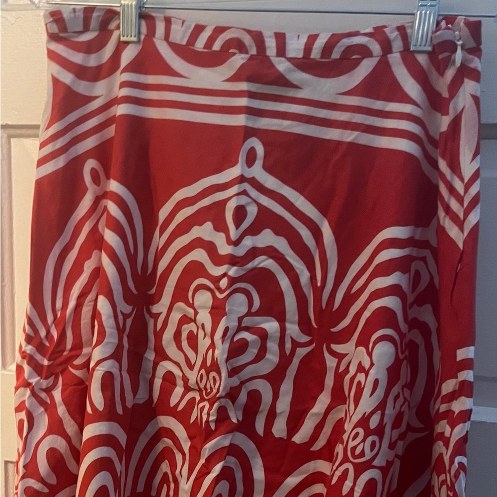 Virtue coral and white below the knee a-line skirt
